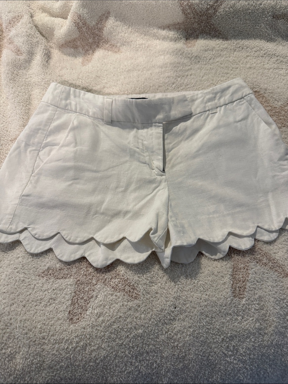 J. Crew White Scallop-Hem Linen Blend Shorts size 4